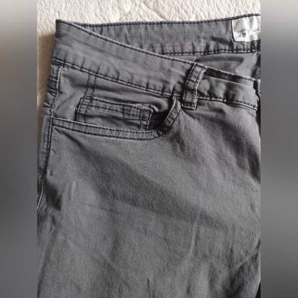 L.O.G.G H&M pants - Picture 6 of 15